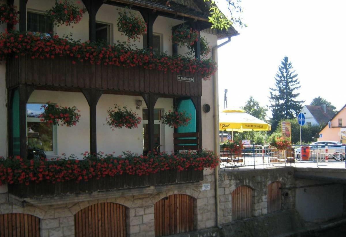 Pokoje Nad Rzeka Kudowa Zdroj Exterior photo